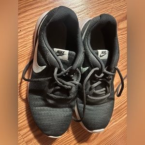 Nike women’s running shoes